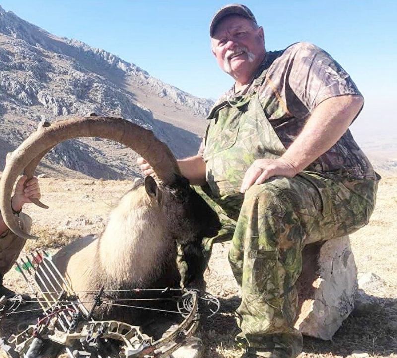 ABD'li avcı, 500 bin lira harcayıp yaban keçisi avladı